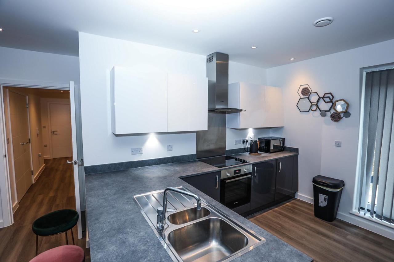Lovely 2 Bed With Parking * Londres